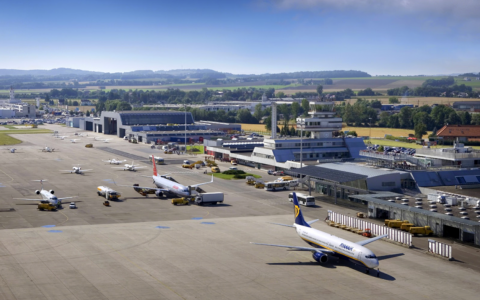 Linz Airport Airplane Management