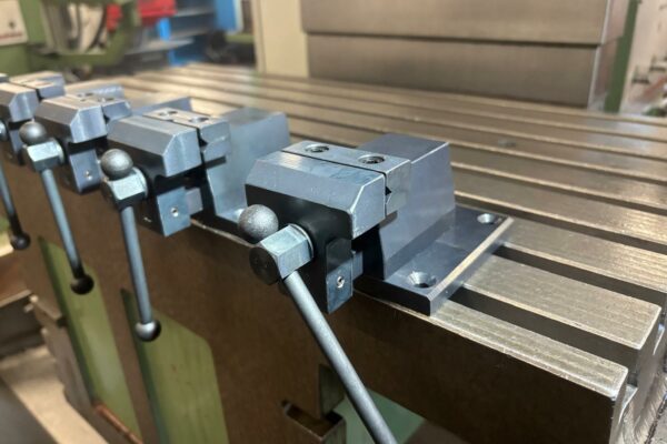 Unsere Schraubstöcke sind fertig!