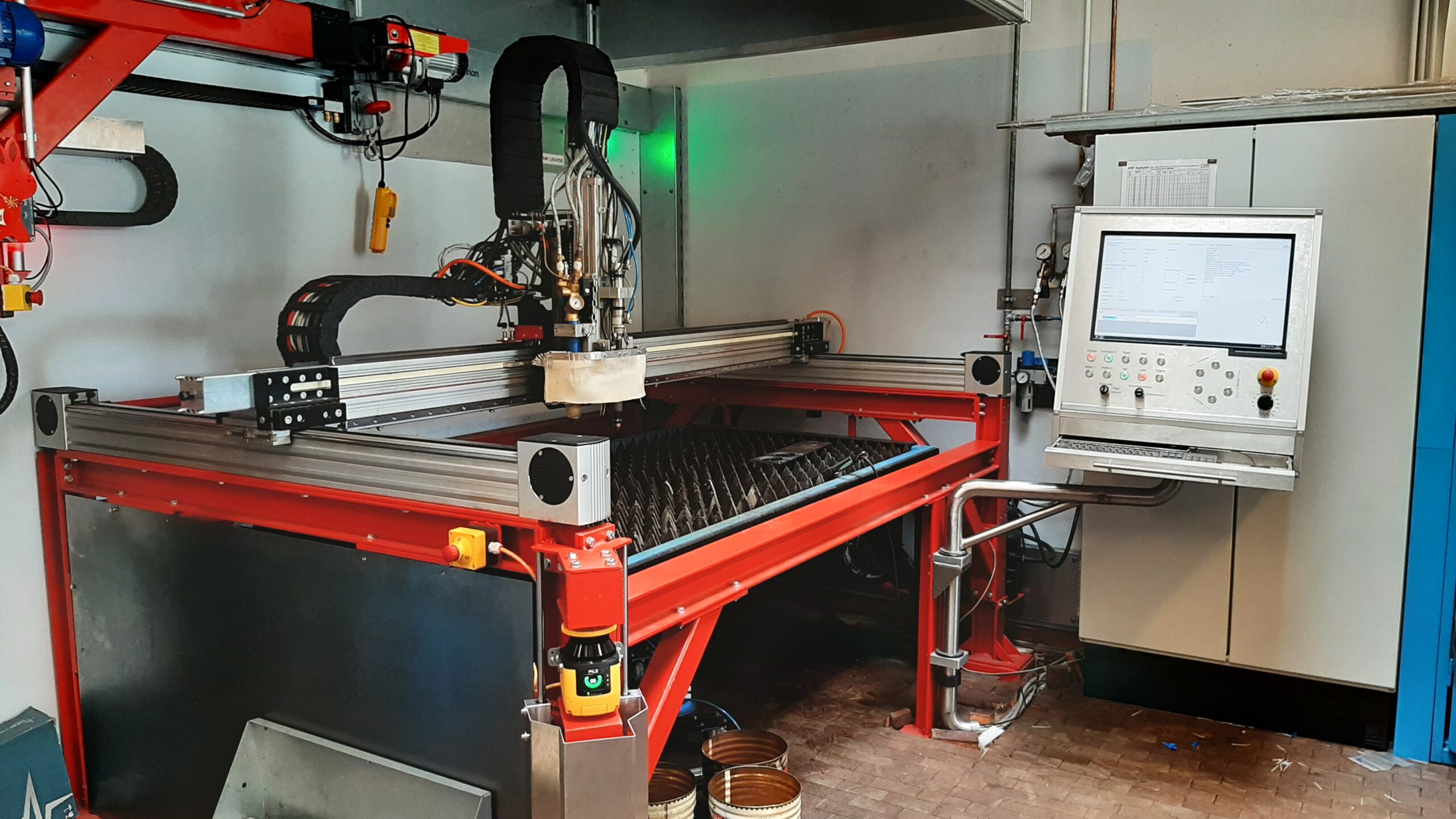 Brenn- und Plasmaschneideanlage